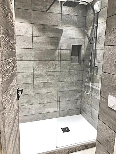 Appartement Chaleureux Au Pied Des Pistes, 4 Personnes, Wifi Val Thorens Kültér fotó